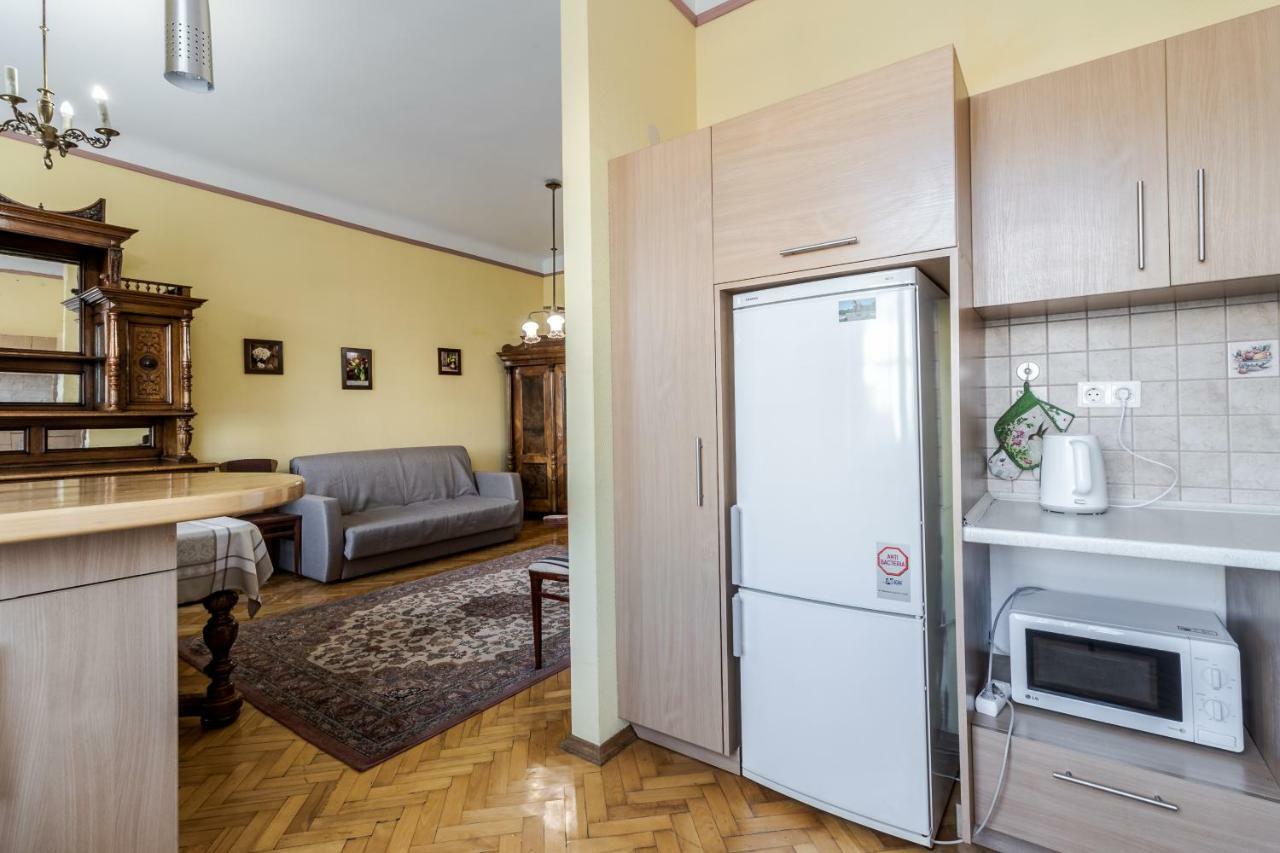 George Apartment Львов Экстерьер фото