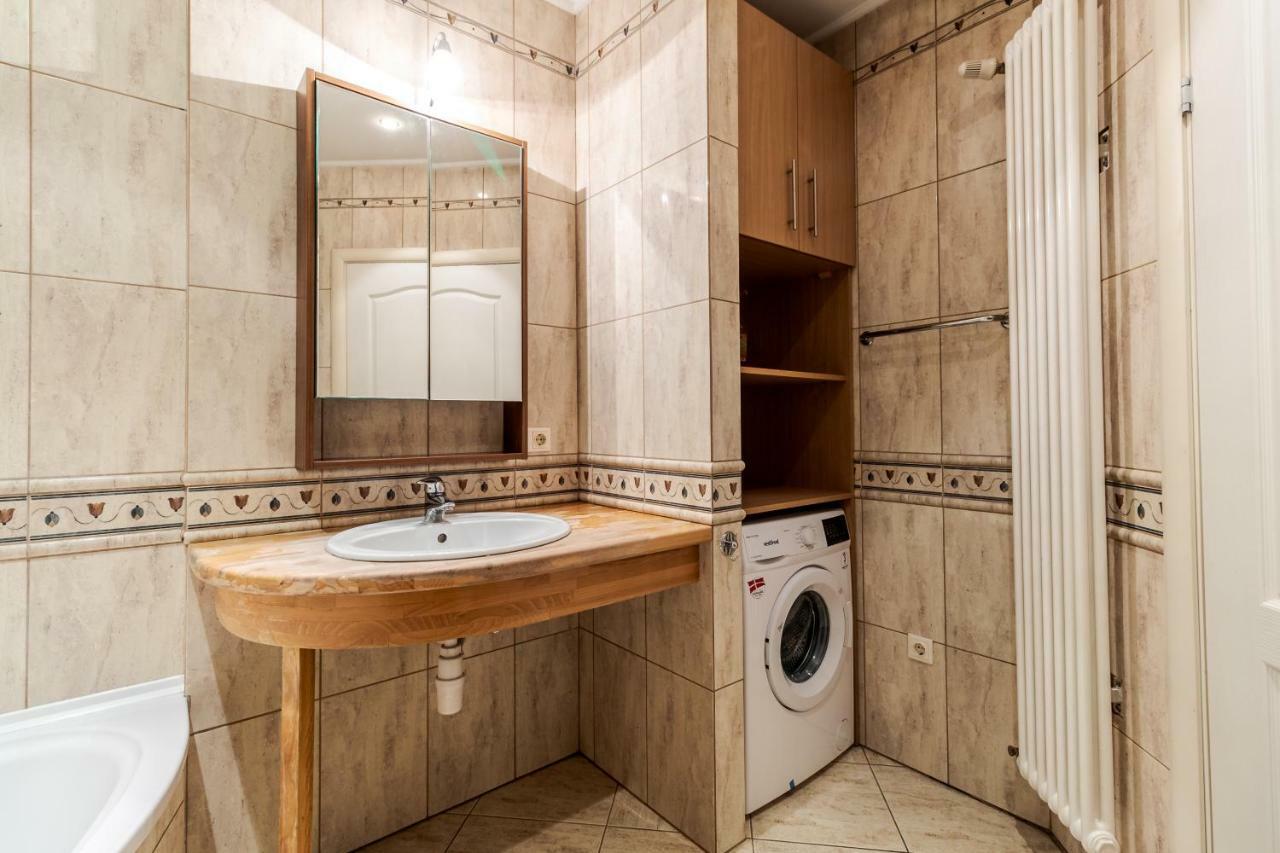 George Apartment Львов Экстерьер фото